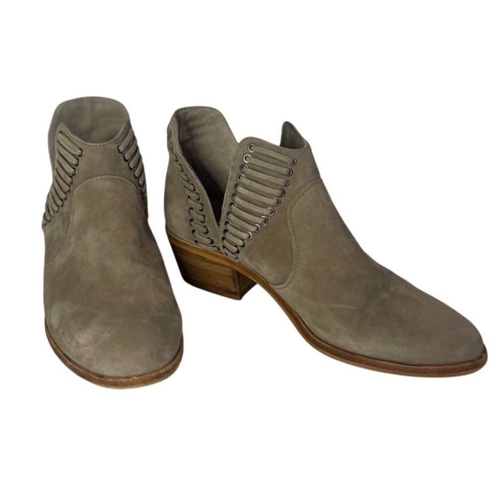 Vince Camuto Pevista Suede Cutout Ankle Boots Block Heel Gray Women's Size‎ 7M